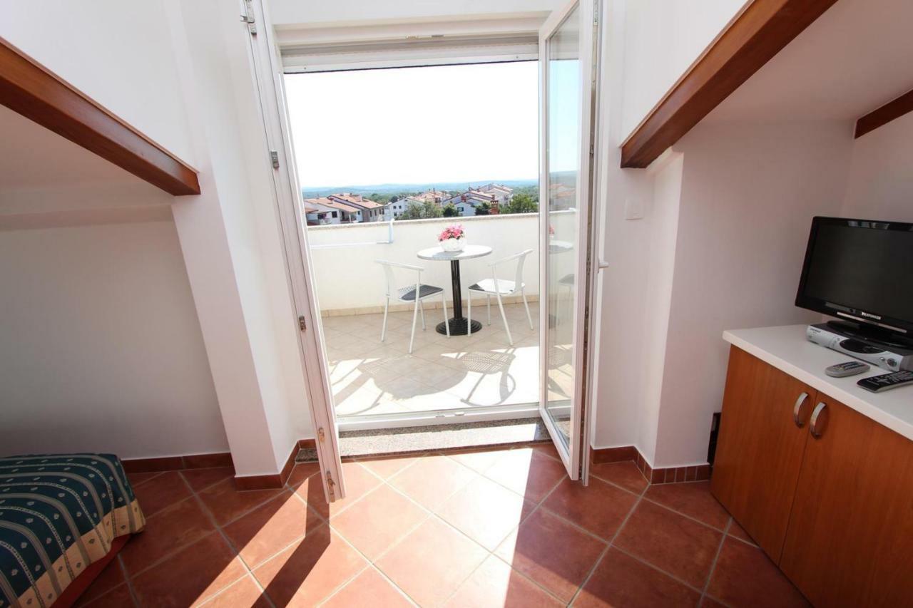 Apartments Elida Ровинь Экстерьер фото