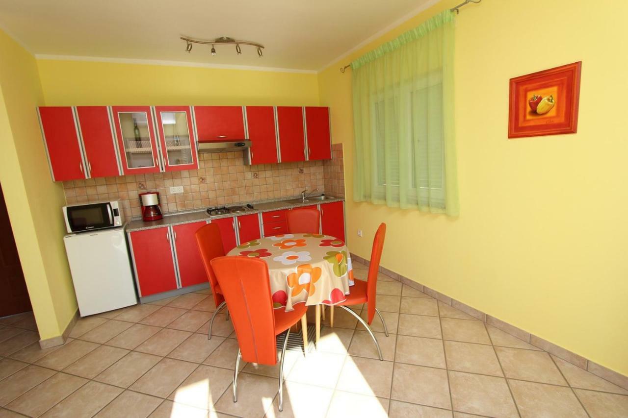 Apartments Elida Ровинь Экстерьер фото