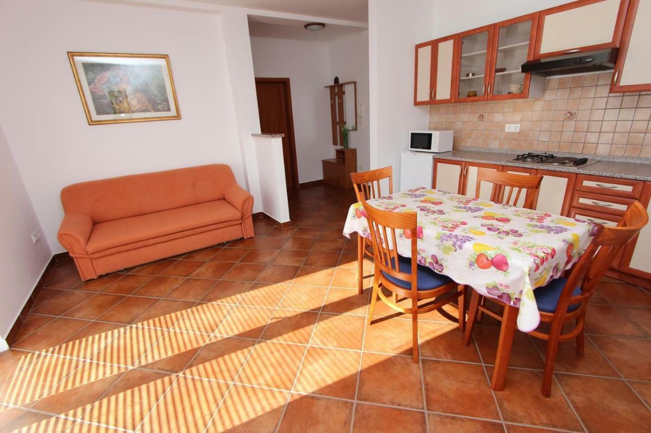 Apartments Elida Ровинь Экстерьер фото