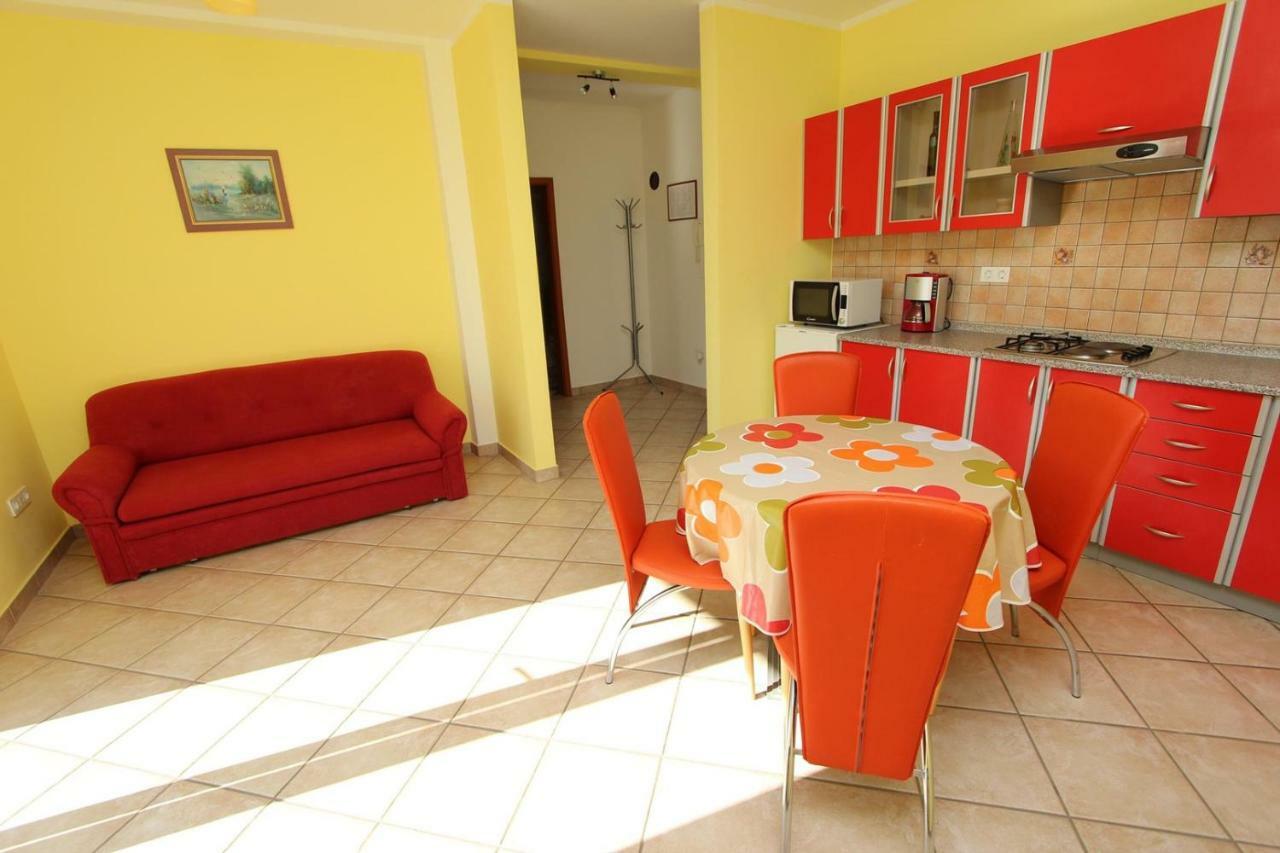 Apartments Elida Ровинь Экстерьер фото